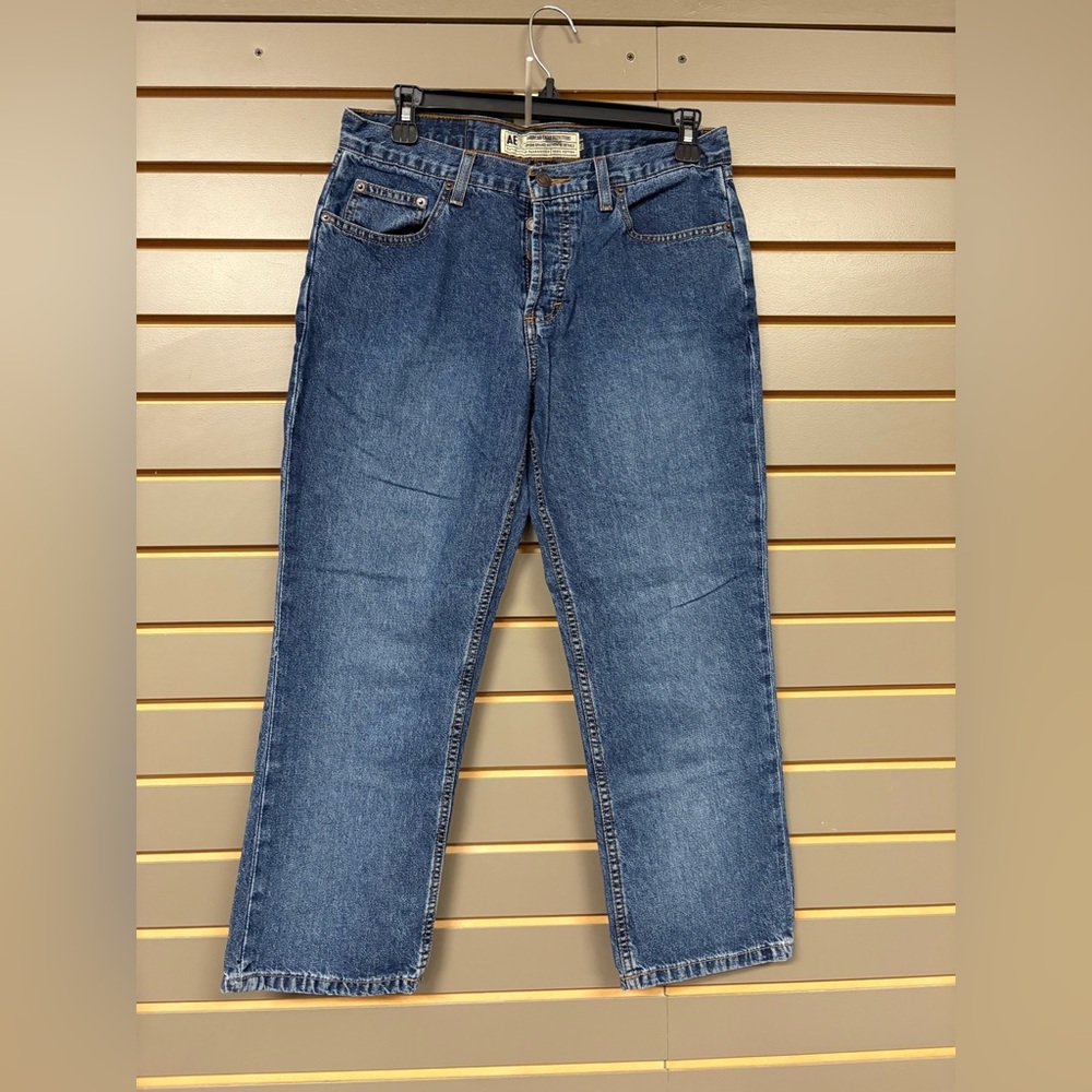 American Eagle Blue Straight Leg Jeans Medium Wash, size 8S